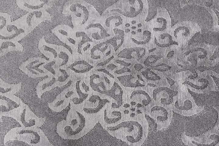 5' 8 x 8' Hand Knotted Darya Wool Rug