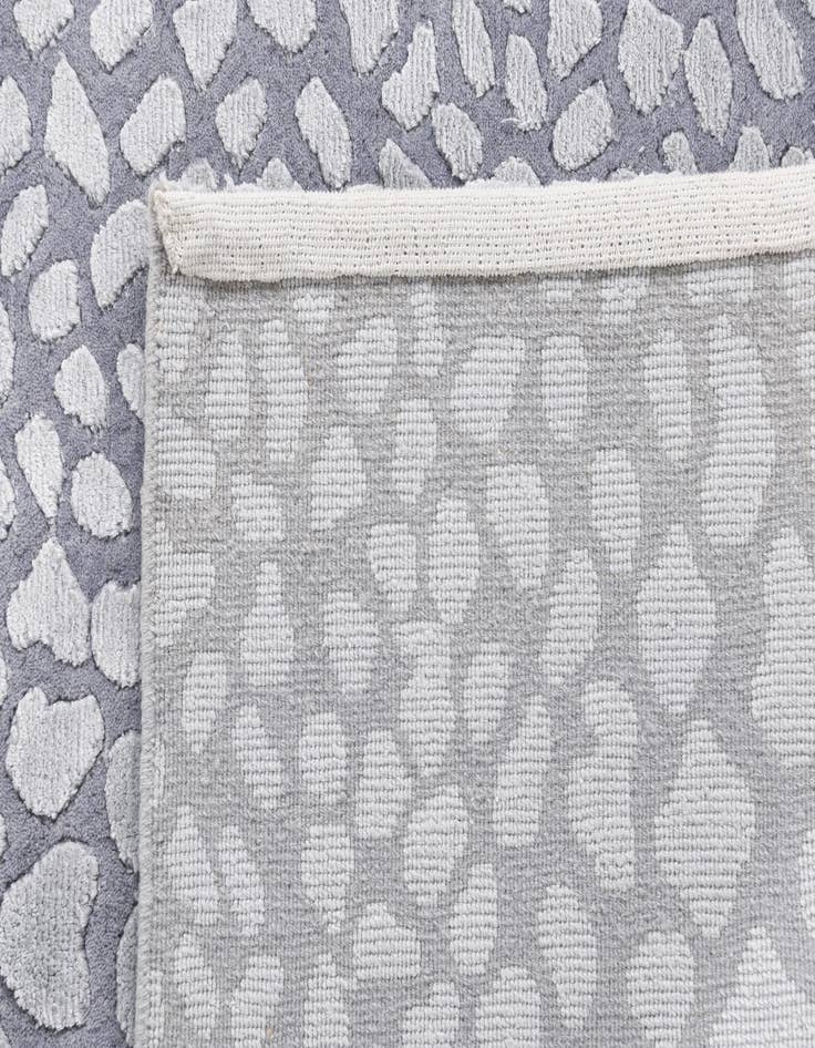 Detail image of 5' 9 x 8' 1  Hand Knotted Darya Wool Rug