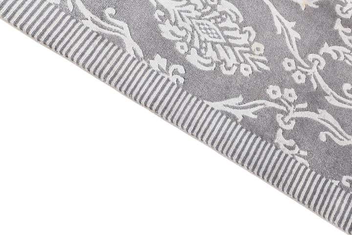 5' 8 x 7' 11 Hand Knotted Darya Wool Rug