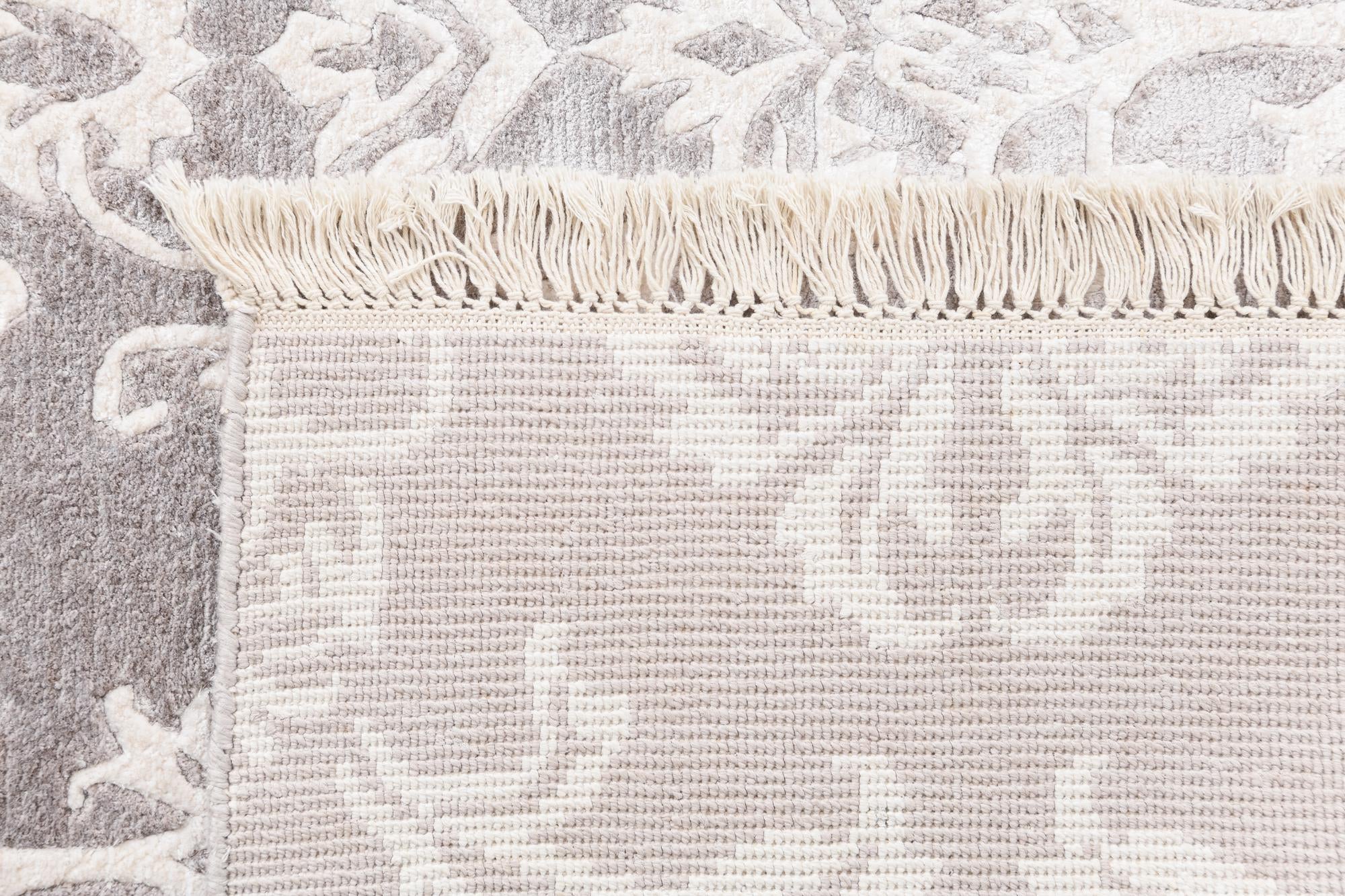 5' 6 x 7' 8 Hand Knotted Darya Wool Rug