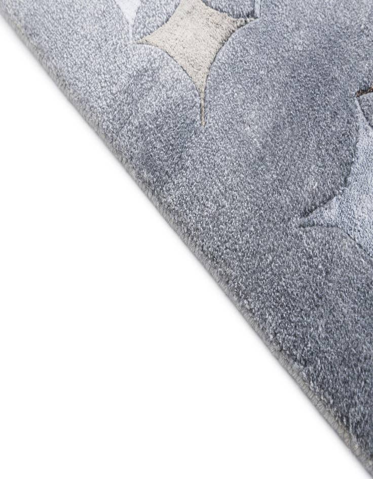 Detail image of 5' 5 x 7' 10 Hand Knotted Darya Wool Rug