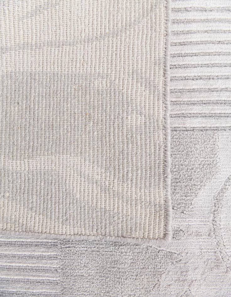 Detail image of 8' 2 x 11' 9  Hand Knotted Darya Wool Rug