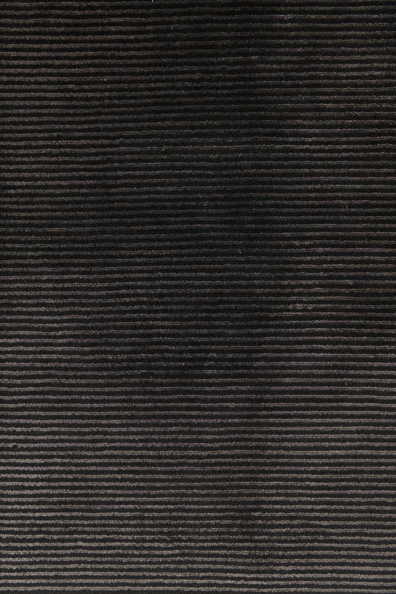 5' 6 x 7' 10 Hand Knotted Darya Wool Rug