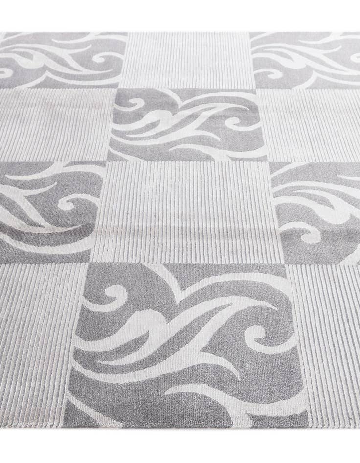 Detail image of 5' 9 x 7' 11  Hand Knotted Darya Wool Rug