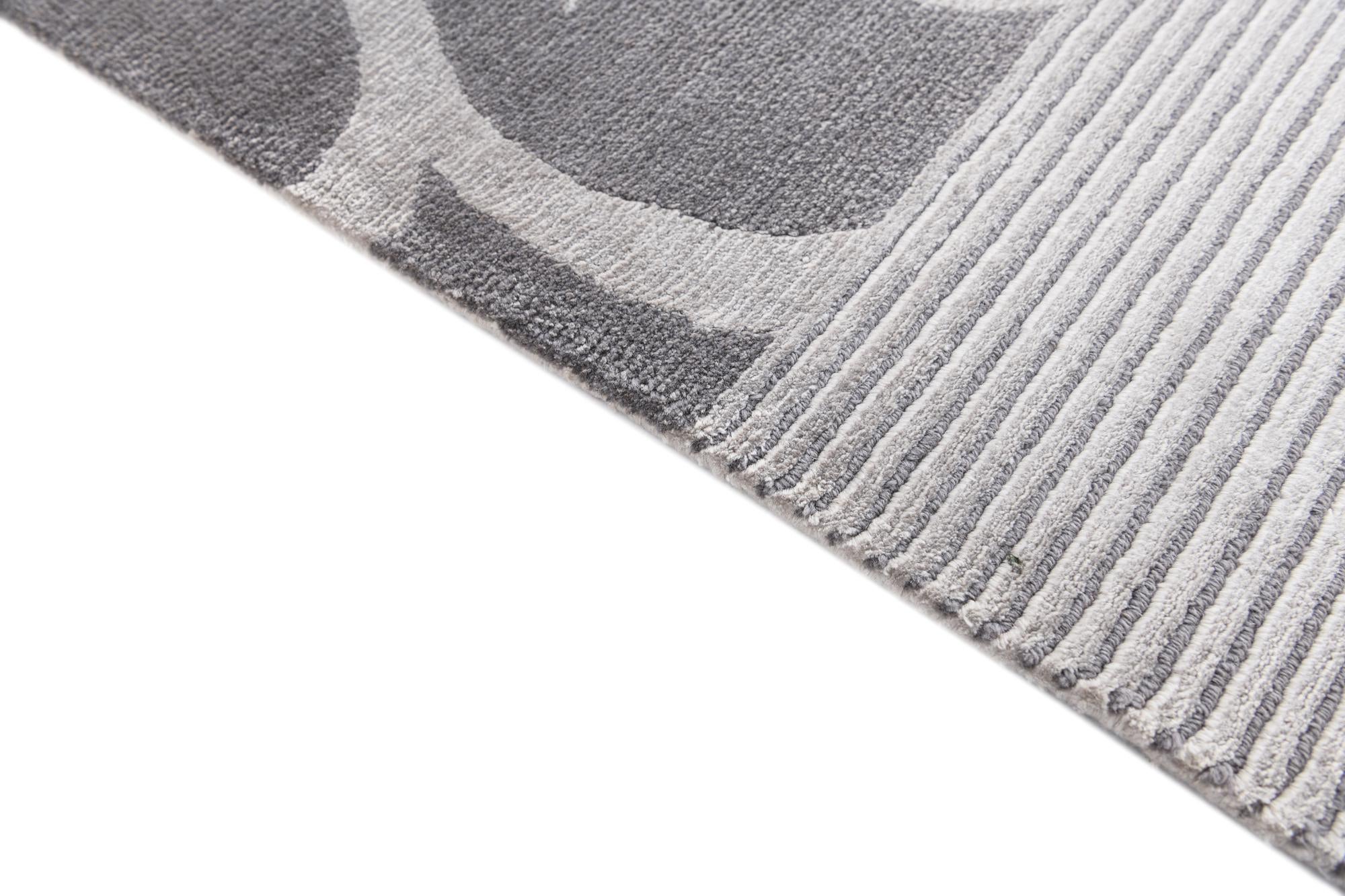 5' 9 x 7' 11 Hand Knotted Darya Wool Rug