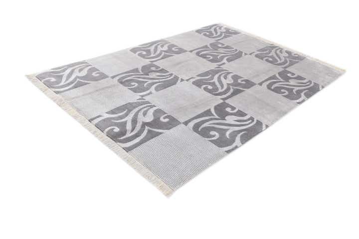 5' 7 x 7' 11 Hand Knotted Darya Wool Rug