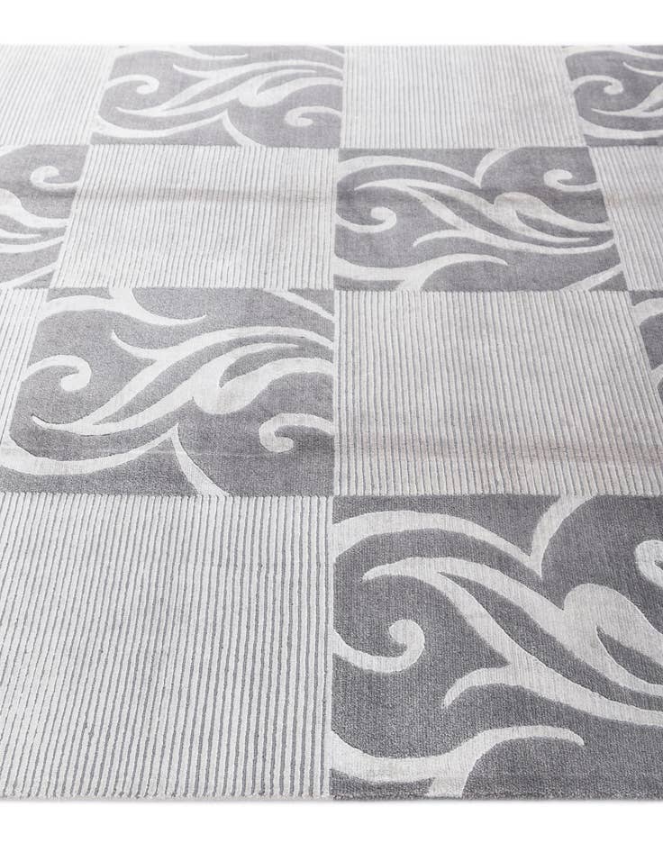 Detail image of 5' 7 x 7' 11  Hand Knotted Darya Wool Rug