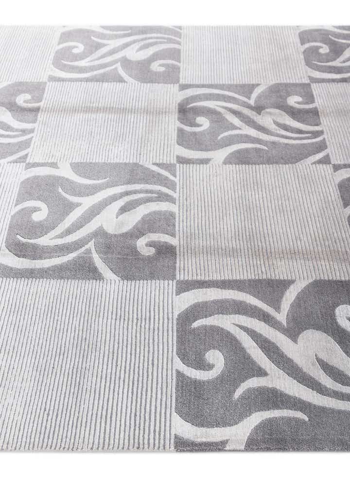 5' 7 x 7' 11 Hand Knotted Darya Wool Rug