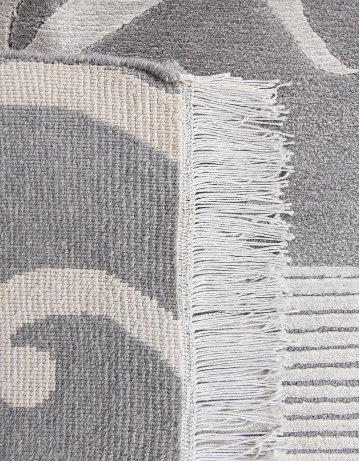 Detail image of 5' 8 x 8' 1  Hand Knotted Darya Wool Rug