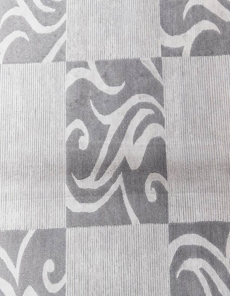 Detail image of 5' 9 x 8' 1  Hand Knotted Darya Wool Rug