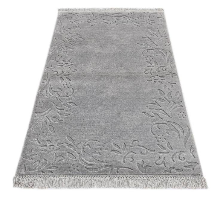 Detail image of 2' 7 x 4' 11 Hand Knotted Darya Wool Rug