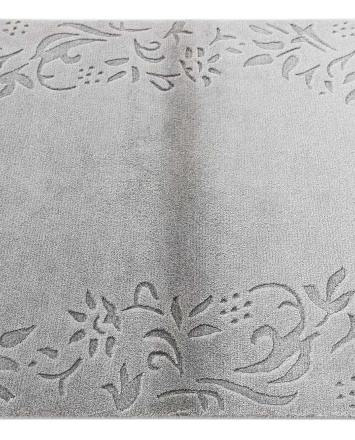 2' 7 x 4' 11 Hand Knotted Darya Wool Rug