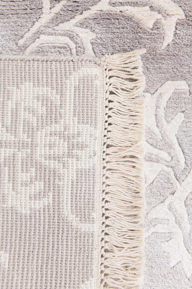 2' 7 x 4' 11 Hand Knotted Darya Wool Rug