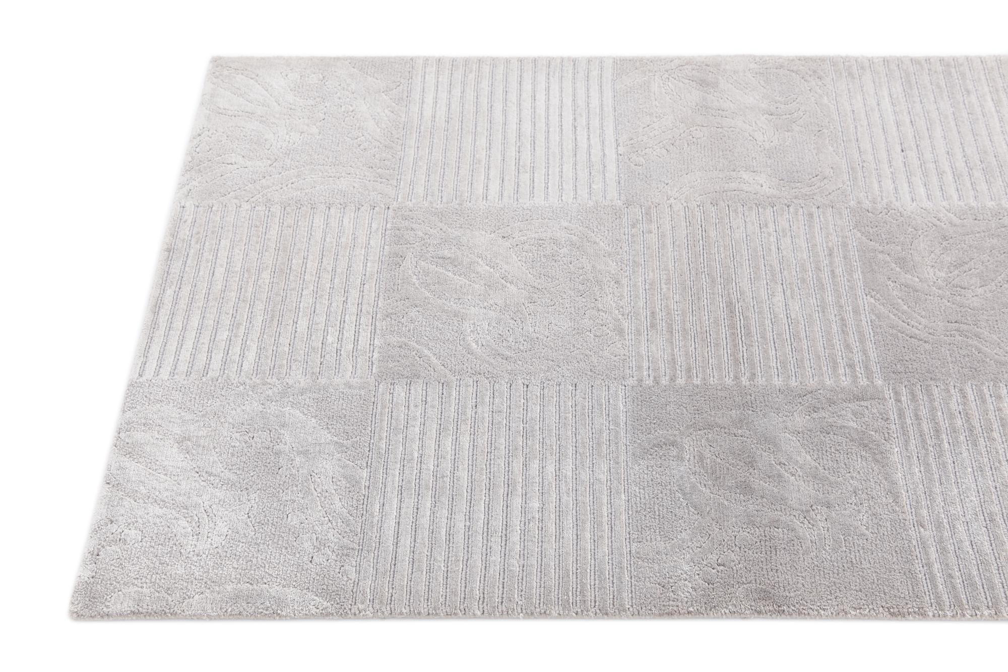 2' 8 x 4' 10 Hand Knotted Darya Wool Rug