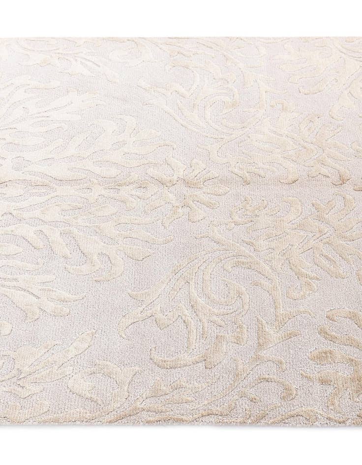 Detail image of 4' 3 x 6' 3 Darya Rug