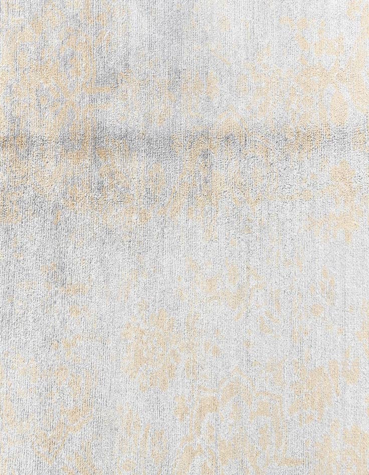 Detail image of 4' 3 x 6' 4 Darya Rug