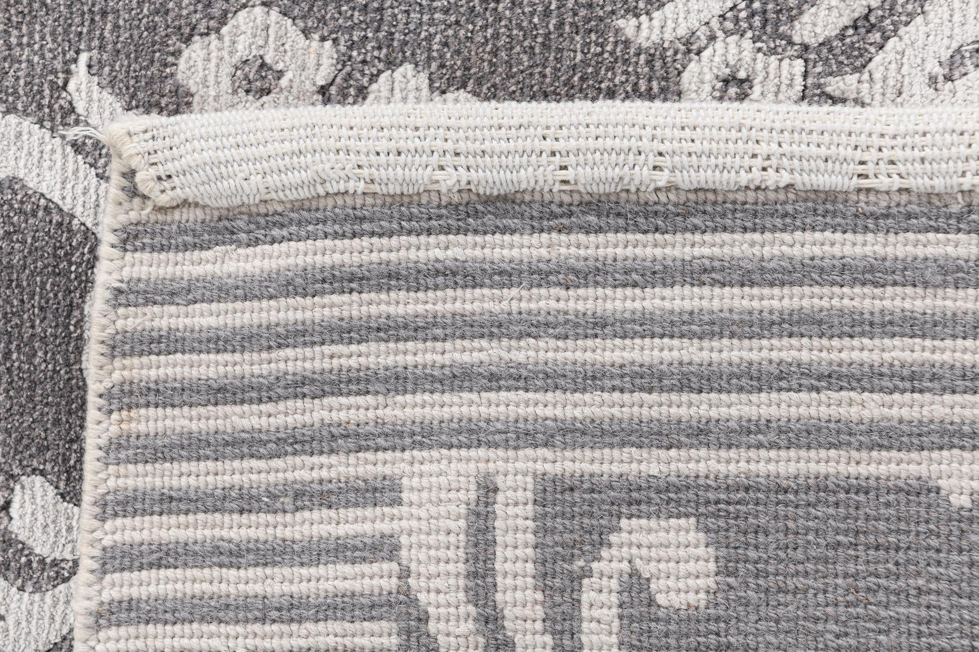 5' 8 x 7' 11 Darya Rug