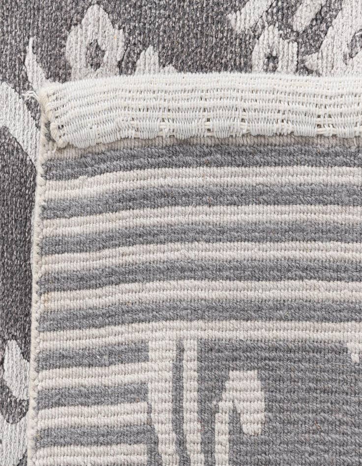 Detail image of 5' 8 x 7' 11 Darya Rug