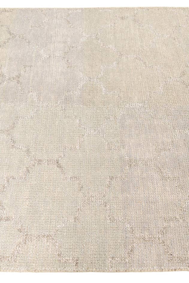 Detail image of 4' x 6' Hand Knotted Darya Rug