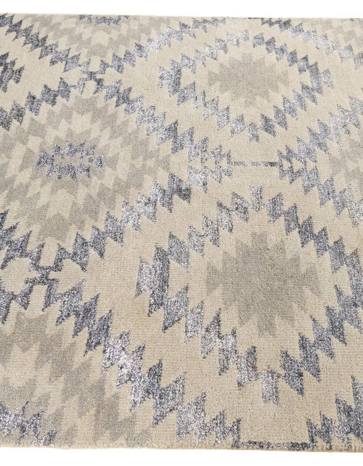 Detail image of 5' x 7' 8  Hand Knotted Darya Rug