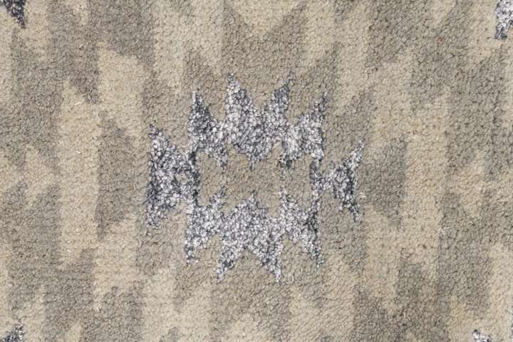 5' x 7' 8 Hand Knotted Darya Rug