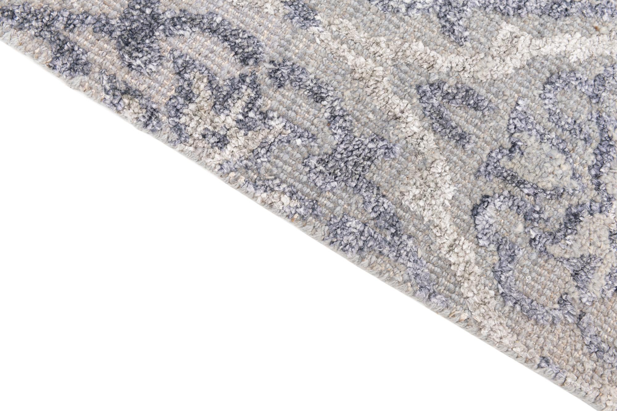 9' 7 x 13' 7 Hand Knotted Darya Rug