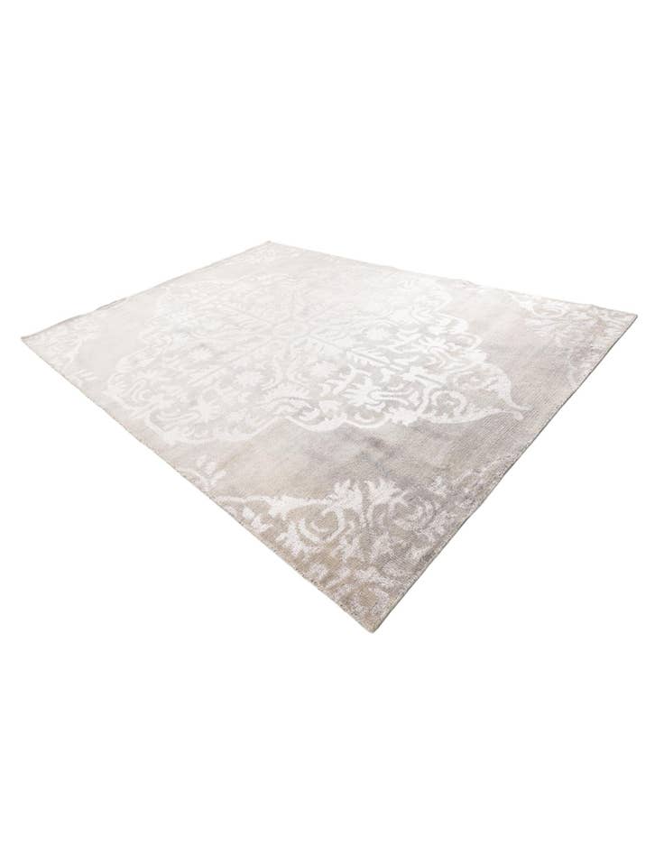 Detail image of 7' 8 x 10' 8  Hand Knotted Darya Rug