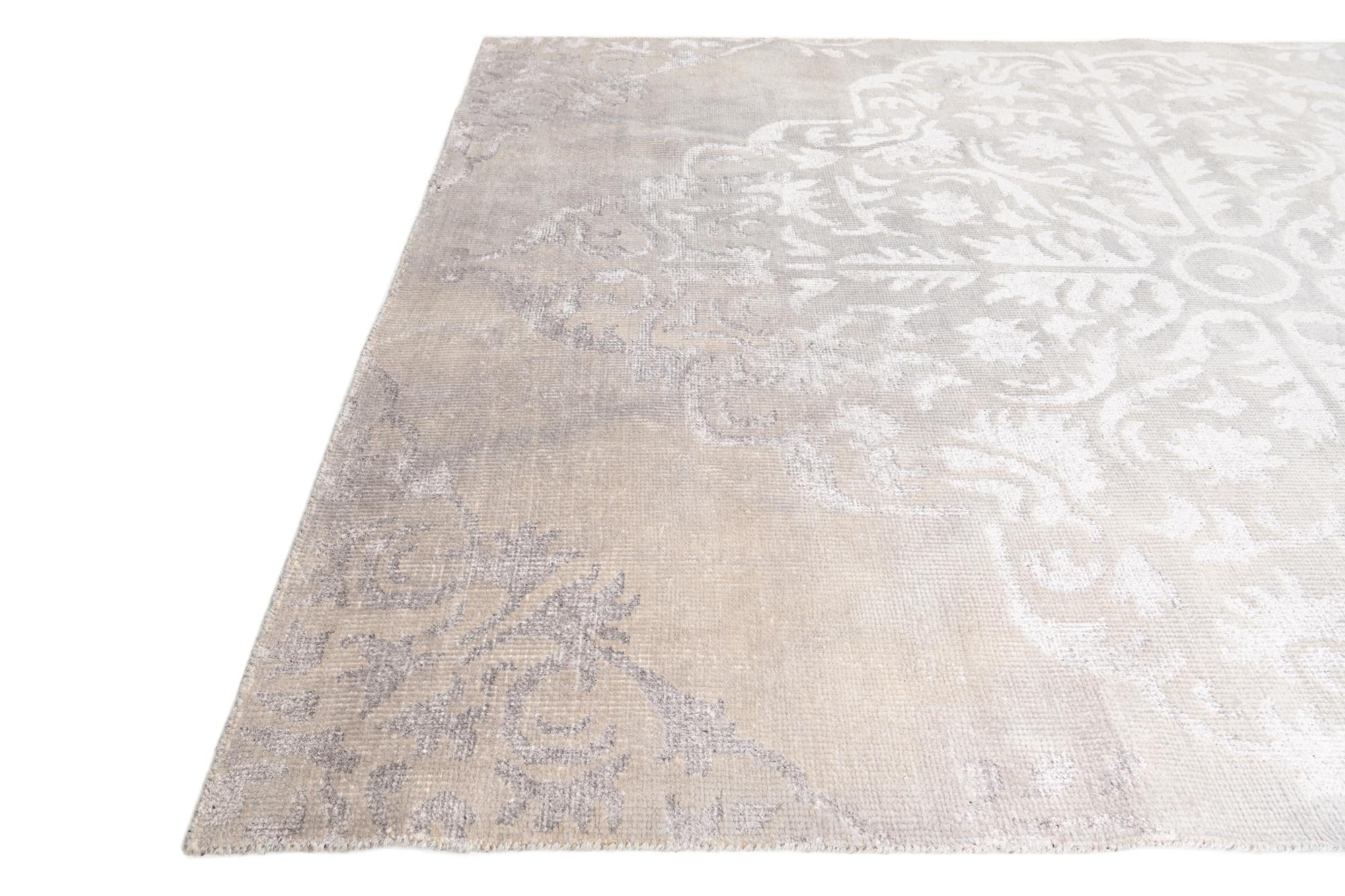 7' 8 x 10' 8 Hand Knotted Darya Rug