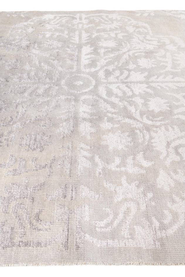 Detail image of 7' 8 x 10' 8 Hand Knotted Darya Rug