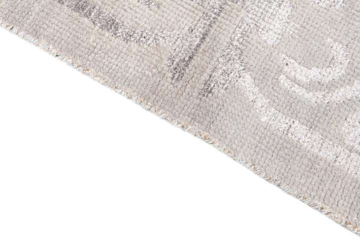 7' 8 x 10' 8 Hand Knotted Darya Rug