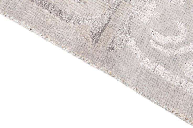 Detail image of 7' 8 x 10' 8 Hand Knotted Darya Rug