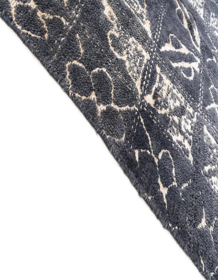 Detail image of 8' 9 x 11' 10  Hand Knotted Darya Rug