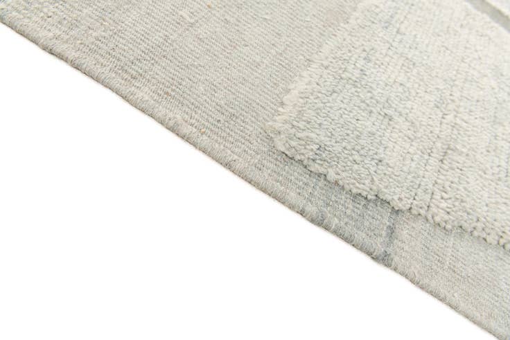 Detail image of 8' x 10' 5 Hand Knotted Darya Wool Rug