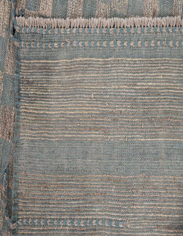 Detail image of 10' 4 x 14' 6  Hand Knotted Darya Wool Rug