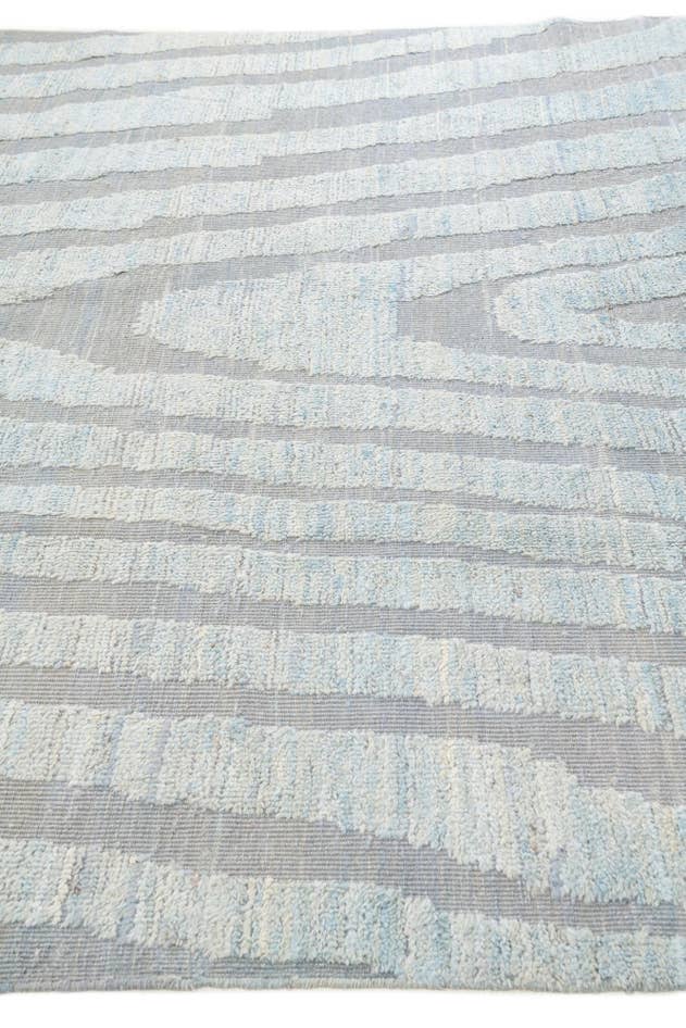 Detail image of 8' 10 x 10' 6 Hand Knotted Darya Wool Rug