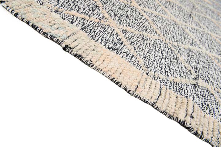 7' 10 x 9' 10 Hand Knotted Darya Wool Rug