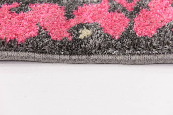 Detail image of 5' x 7' 6 Delilah Rug