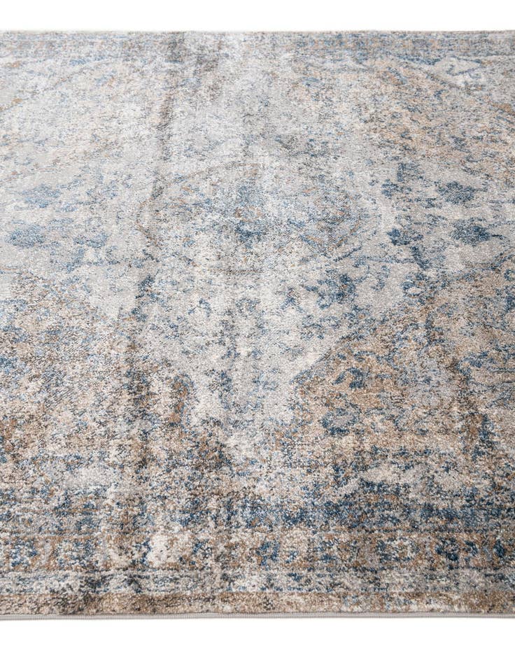 Detail image of 5' x 7' 6 Delilah Rug