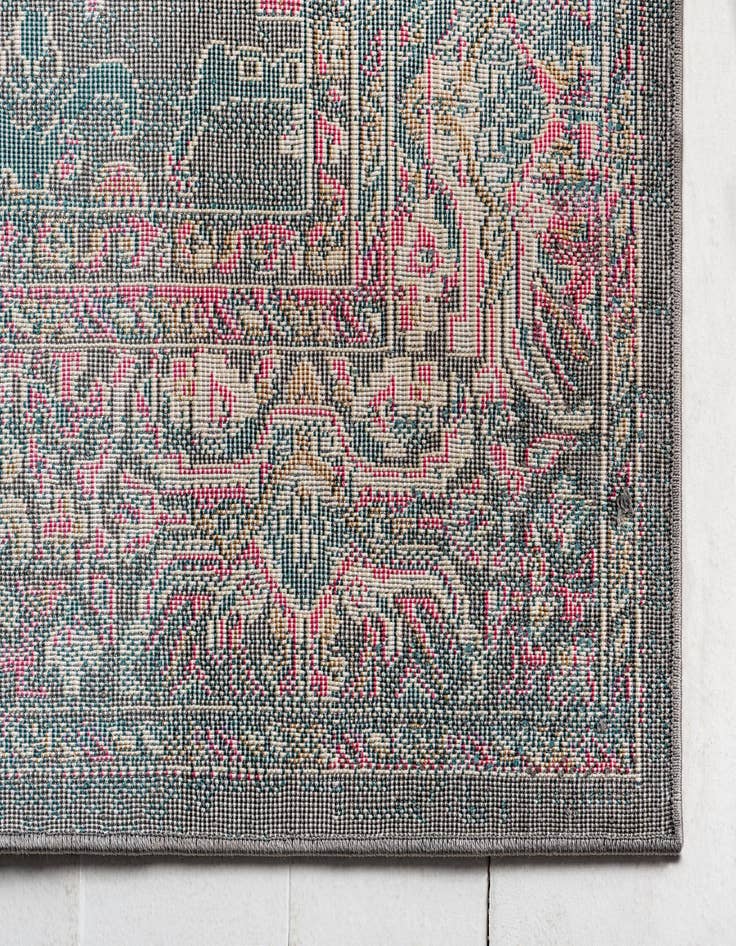 Detail image of 5' x 8' Delilah Rug