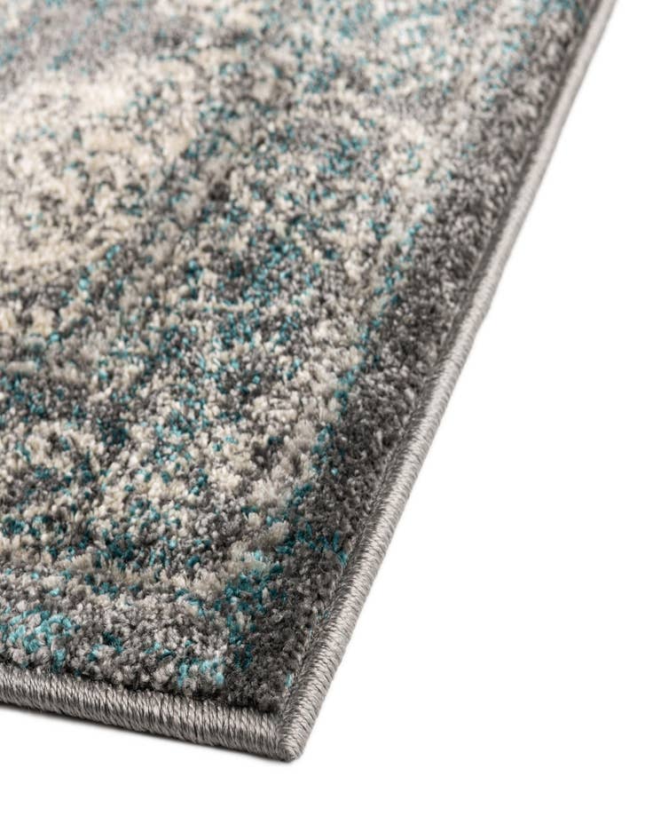 Detail image of 2' x 3' Delilah Rug