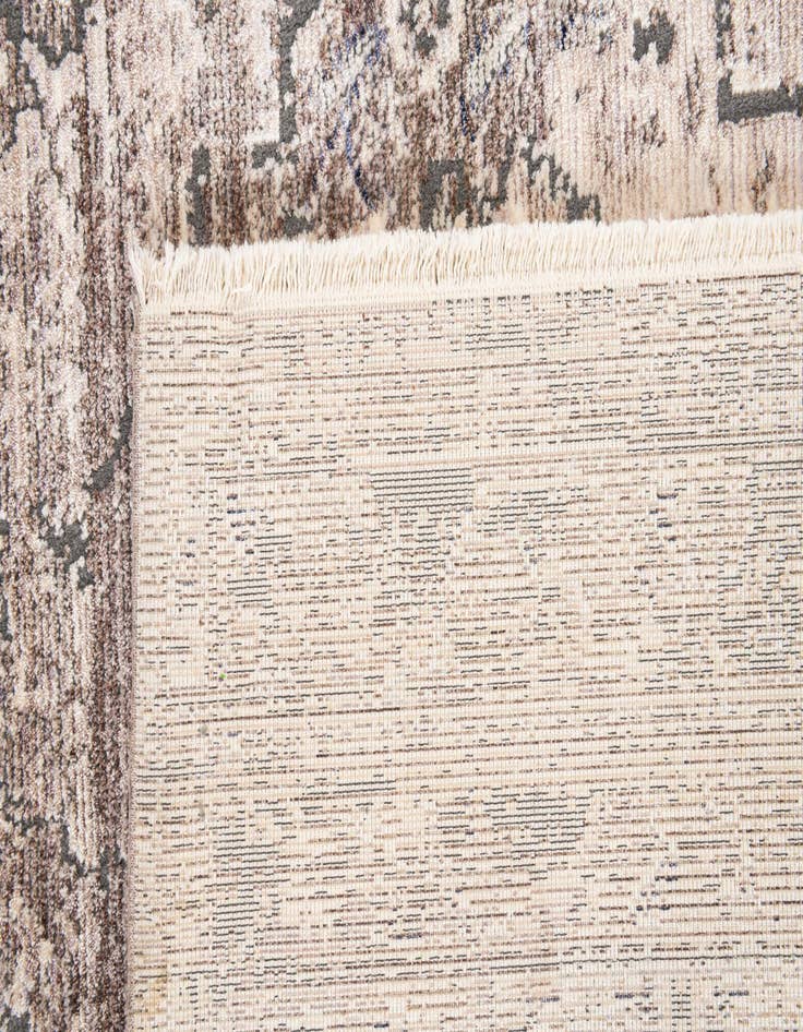 Detail image of 5' 4 x 7' 5 Diana Rug