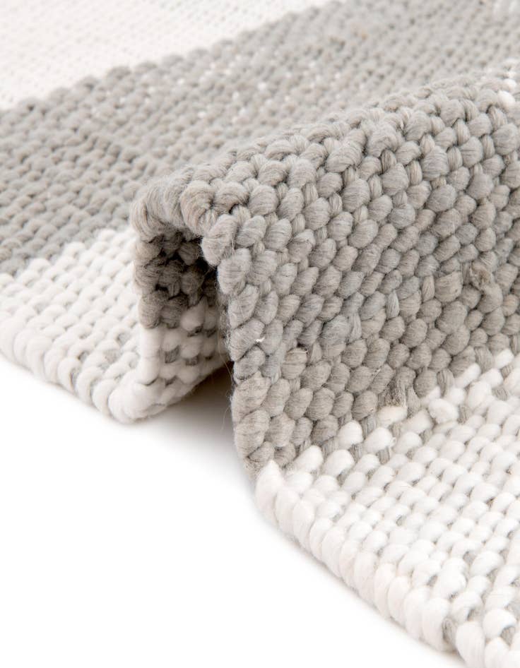 Detail image of 7' 10 x 10' Easy-Clean Eco Plaid Washable Indoor / Outdoor Rug