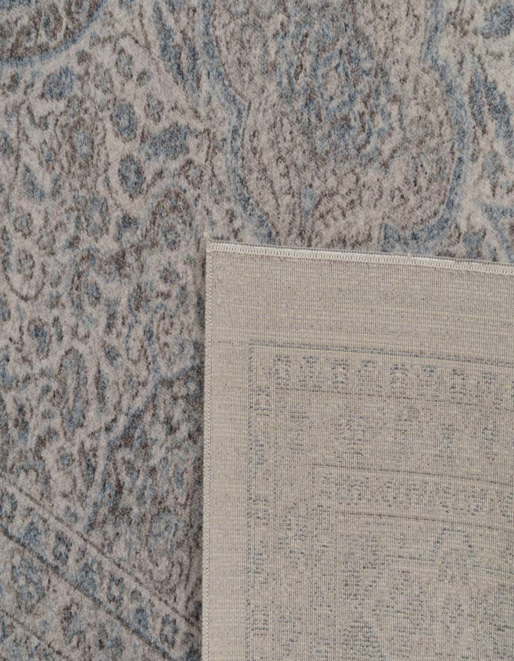 Detail image of 5' 3 x 7' 6 Eliza Rug