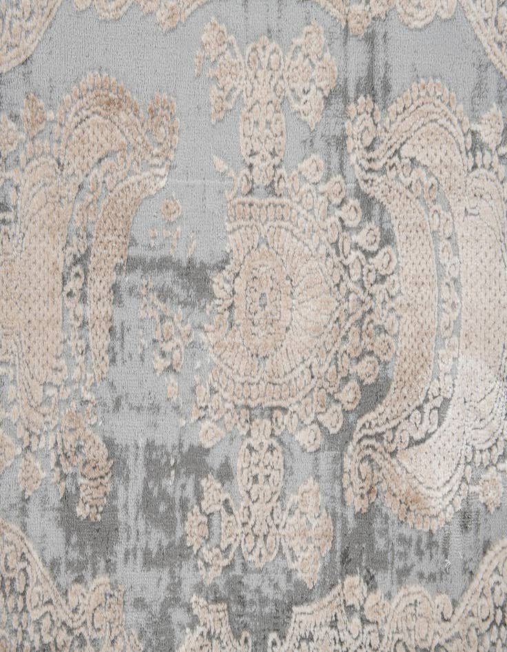 Detail image of 5' 2 x 7' 9 Eliza Rug