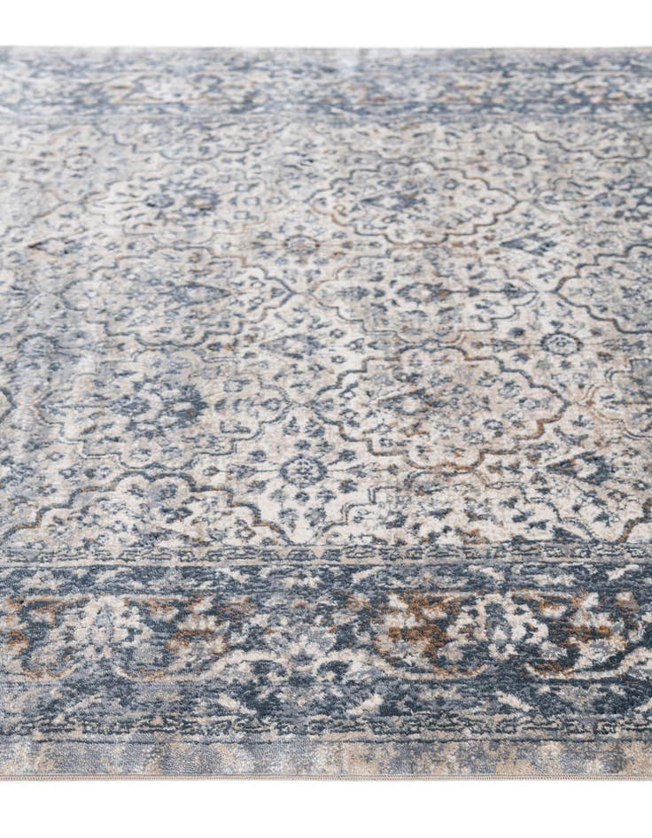 Detail image of 5' x 7' 6 Eliza Rug