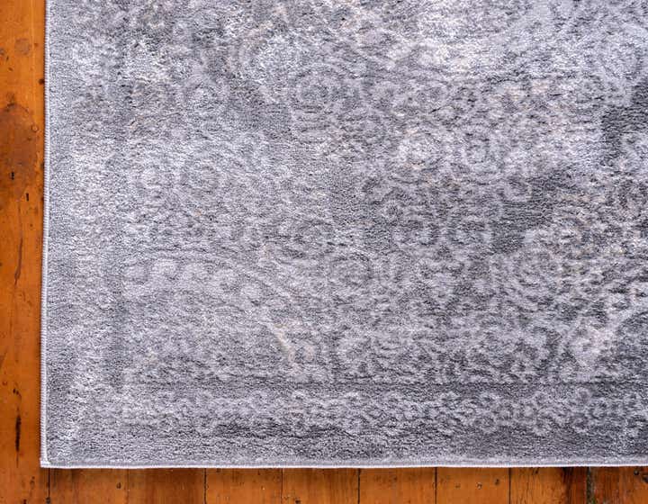 5' 3 x 8' Estate Rug