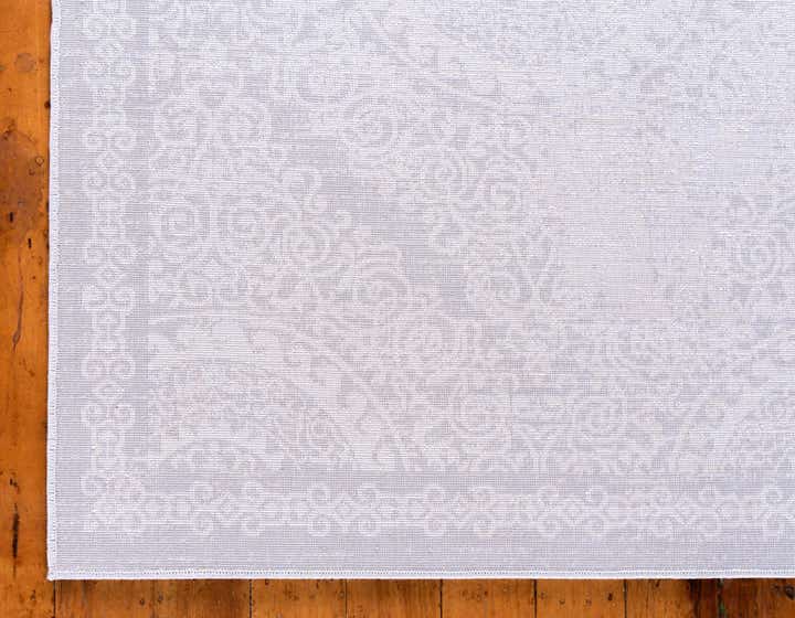5' 3 x 8' Estate Rug