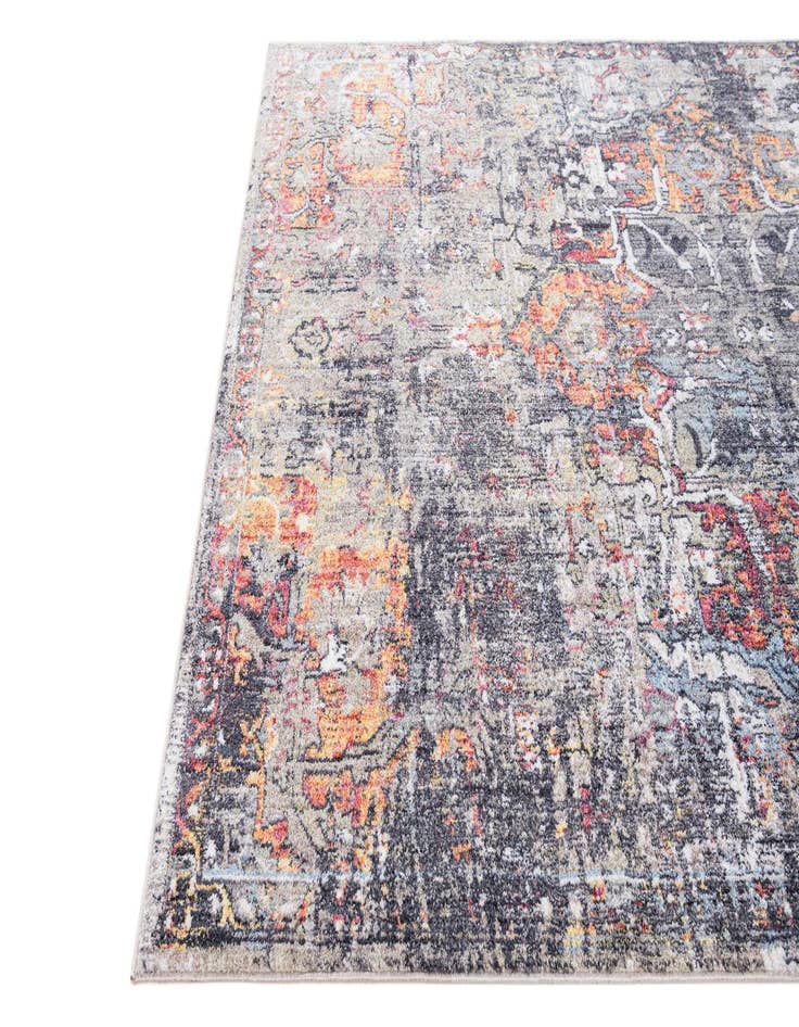 Detail image of 5' 3 x 7' 7 Fleur Rug