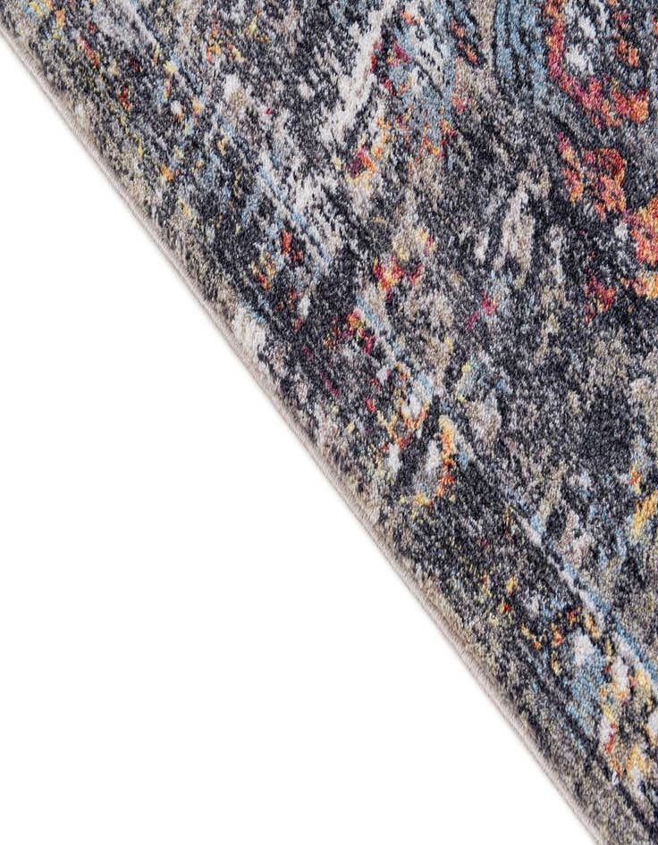 Detail image of 5' 3 x 7' 7 Fleur Rug