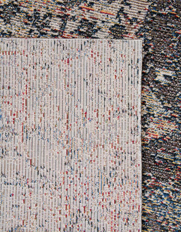 Detail image of 5' 4 x 7' 4 Fleur Rug